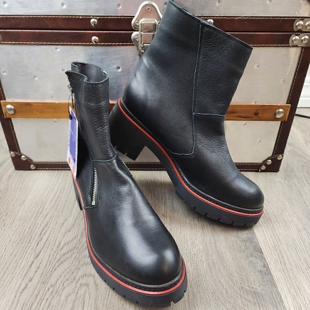 NWOB Bos. & Co. Zap Leather Side Zip Boots size 41